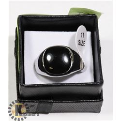 BLACK AND SILVER MENS RING SIZE 11
