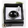 Image 1 : BLACK AND SILVER MENS RING SIZE 11