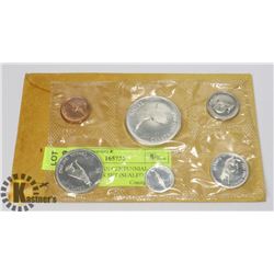 1967 CANADIAN CENTENNIAL SILVER 6 COIN SET (SEALED