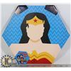 Image 1 : NEW WONDER WOMAN HEXAGON SHAPE WALL HANGING