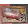 Image 1 : VINTAGE FIRE EXTINGUISHER W/BOX