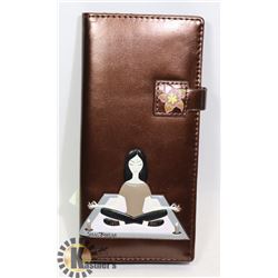 NEW SHAG WEAR WOMENS WALLET
