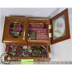 JEWELRY BOX WITH RINGS, EARRINGS & NECKLACES