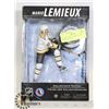 Image 1 : MARIO LEMIEUX COLLECTIBLE FIGURE W PUCK