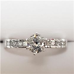 10K WHITE GOLD DIAMOND(0.76CT)  RING