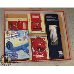 READY ROLLER ,TAYMOR HOOKS X3,TOWEL RACK