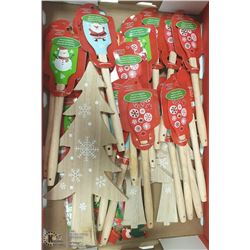 BRAND NEW CASE OF SILICONE SPATULAS -WINTER THEMED