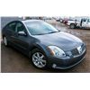 Image 9 : 2004 NISSAN MAXIMA SE