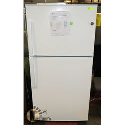 WHITE GE 21.2CU FT TOP FREEZER REFRIGERATOR
