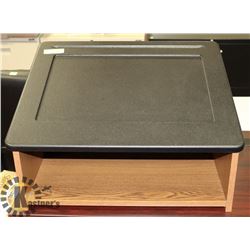 BLACK & WOOD TONE PULPIT