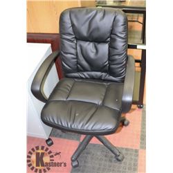 NEW BLACK LEATHERETTE HYDRAULIC LIFT OFFICE CHAIR