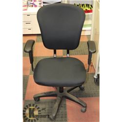 NEW BLACK HYDRAULIC LIFT OFFICE CHAIR