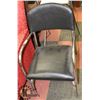 Image 1 : BLACK AND CHROME ARM CHAIR