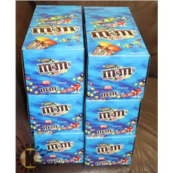 CASE WITH 6 BOXES OF 24 30GRAM CONTAINERS OF M&M