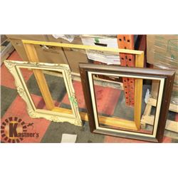 LOT OF 3 PICTURE FRAMES