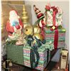 Image 1 : PALLET OF ASSORTED CHRISTMAS DECOR