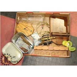 FLAT OF ASSORTED ESTATE ITEMS