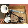 Image 1 : LOT OF 3 DESK LAMPS