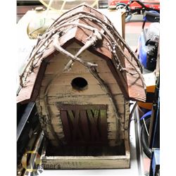 LARGE 15" HIGH RUSTIC STYLE BIRDHOUSE/FEEDER