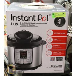 INSTA POT LUX 6 IN 1 PRESSURE COOKER