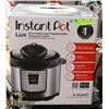Image 1 : INSTA POT LUX 6 IN 1 PRESSURE COOKER