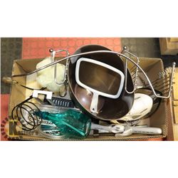 LARGE BOX OF BATHROOM ACCESSORIES INCL.