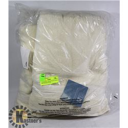 2 CHARISMA LUXURY BATH TOWELS 100% HYGROCOTTON