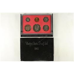 1982 US PROOF SET (WITH BOX)