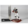 Image 8 : Tim Brown statue