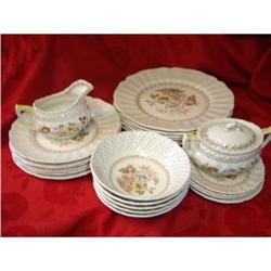 ROYAL DOULTON DISH SET #1246039