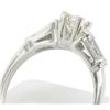Image 5 : 14k White Gold 0.66 ctw Princess Diamond Engagement Ring Tapered Baguette Accent