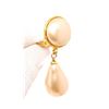Image 6 : Chanel Vintage Gold Faux Pearl Tear Drop Clip On Earrings