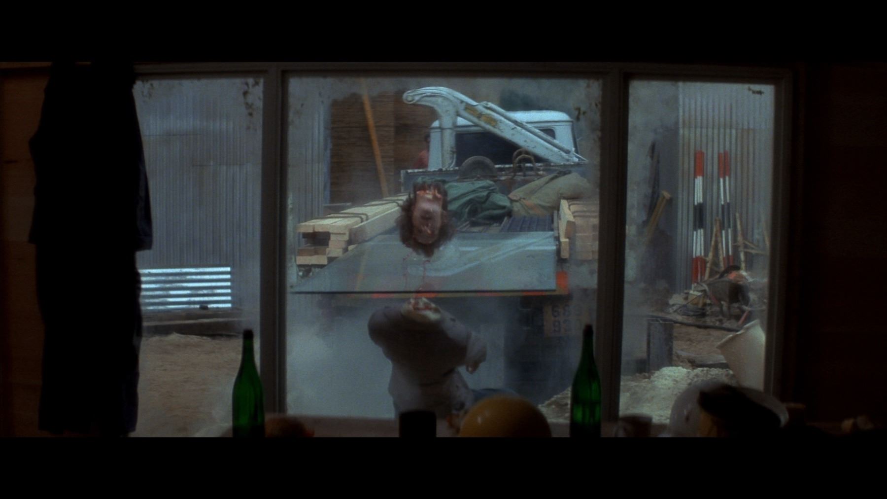 THE OMEN (1976) Keith Jennings' (David Warner) Special Effects