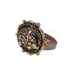 PIRATES OF THE CARIBBEAN: ON STRANGER TIDES (2011) - Captain Jack Sparrow's (Johnny Depp) Spanish Fl