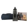 Image 1 : STAR WARS: ROGUE ONE: A STAR WARS STORY (2016) - Darth Vader Crew Gift Statue, Crew Bag and Art Book