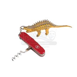 TRUE ROMANCE (1993) - Alabama's (Patricia Arquette) Hero Stabbing Swiss Army Knife and Dinosaur Keyc