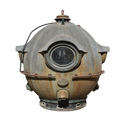 WARLORDS OF ATLANTIS (1978) - Full-size Diving Bell