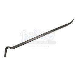 WORLD WAR Z (2013) - Gerry Lane's (Brad Pitt) Crowbar