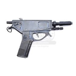 ALIEN RESURRECTION (1997) - Dr. Mason Wren's (J. E. Freeman) Zip Gun