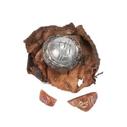 ASSASSIN'S CREED (2016) - Damaged Apple of Eden and Apple