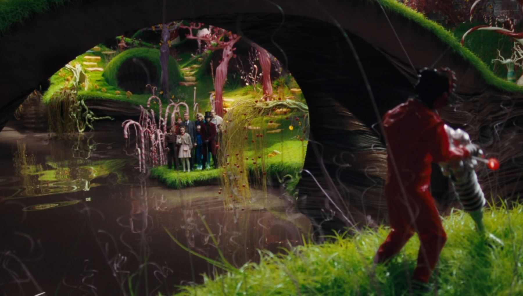 CHARLIE AND THE CHOCOLATE FACTORY (2005) - Oompa Loompa (Deep Roy ...