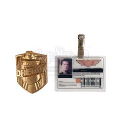JUDGE DREDD (1995) - Judge Dredd's (Sylvester Stallone) Badge and ID Card