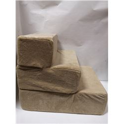 PLUSH AND FOAM 3 STEP PET STAIRSET