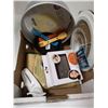 Image 1 : LOT OF ASSORTED KITCHEN ITEMS