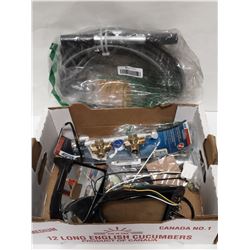 LOT OF ASSORTED AUTOMOTIVE ITEMS