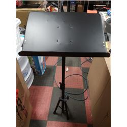 BLACK METAL ADJUSTABLE HIEGHT MUSIC STAND