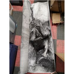 SMOKY 4 X 6 DECORATIVE AREA RUG **SOME SPOTS**