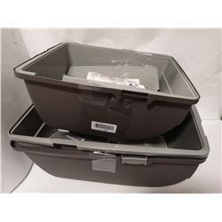 LOT OF 2 CAT LITTER BOXES ONE LARGE AND ONE MEDIUM