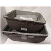 Image 1 : LOT OF 2 CAT LITTER BOXES ONE LARGE AND ONE MEDIUM