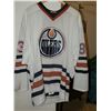 Image 1 : Signed Oilers Jersey